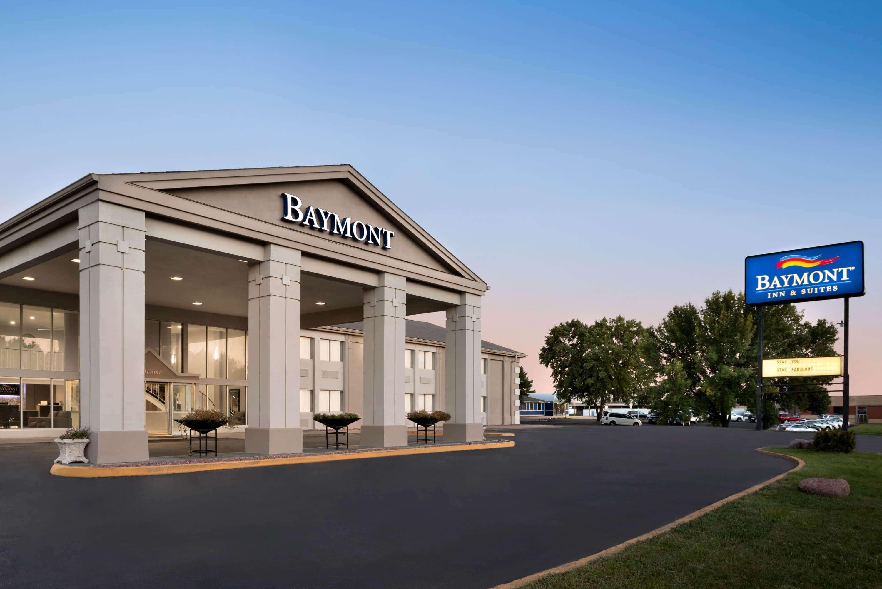 מלון Baymont By Wyndham Des Moines North מראה חיצוני תמונה